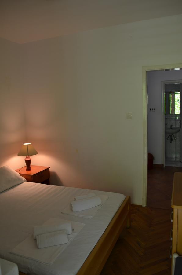 Amarillo Apartments Budva Eksteriør billede