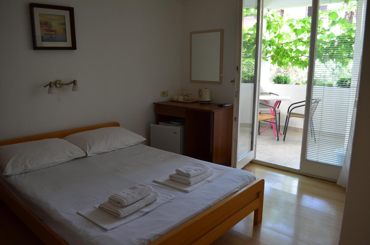 Amarillo Apartments Budva Eksteriør billede
