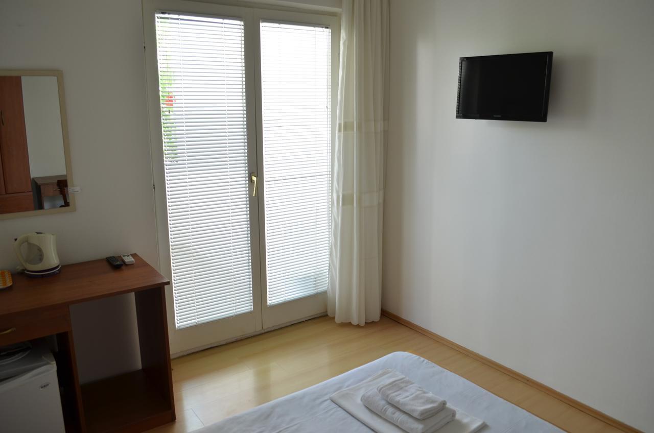 Amarillo Apartments Budva Eksteriør billede