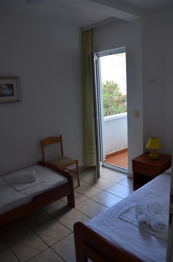 Amarillo Apartments Budva Eksteriør billede