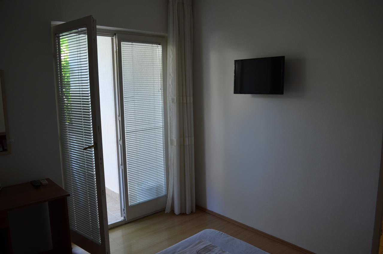 Amarillo Apartments Budva Eksteriør billede