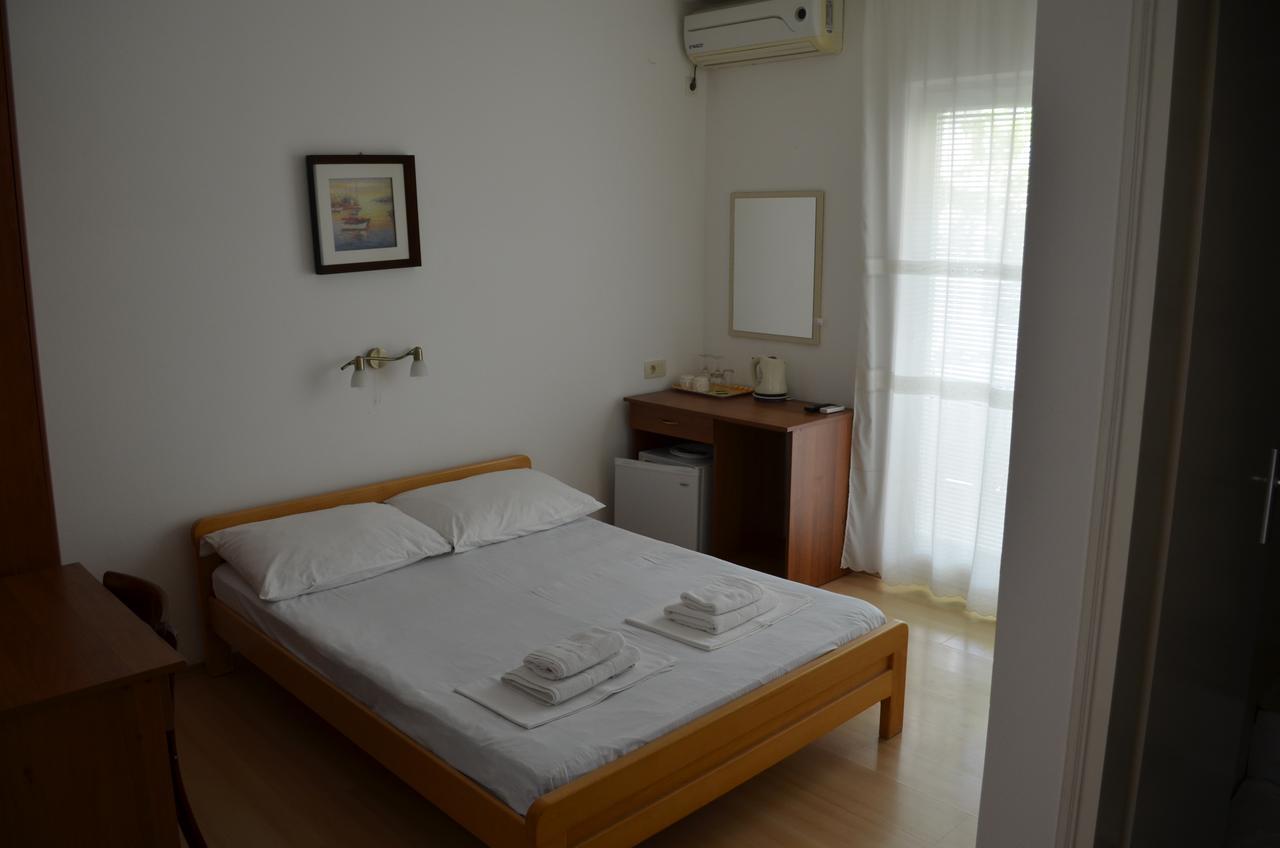 Amarillo Apartments Budva Eksteriør billede