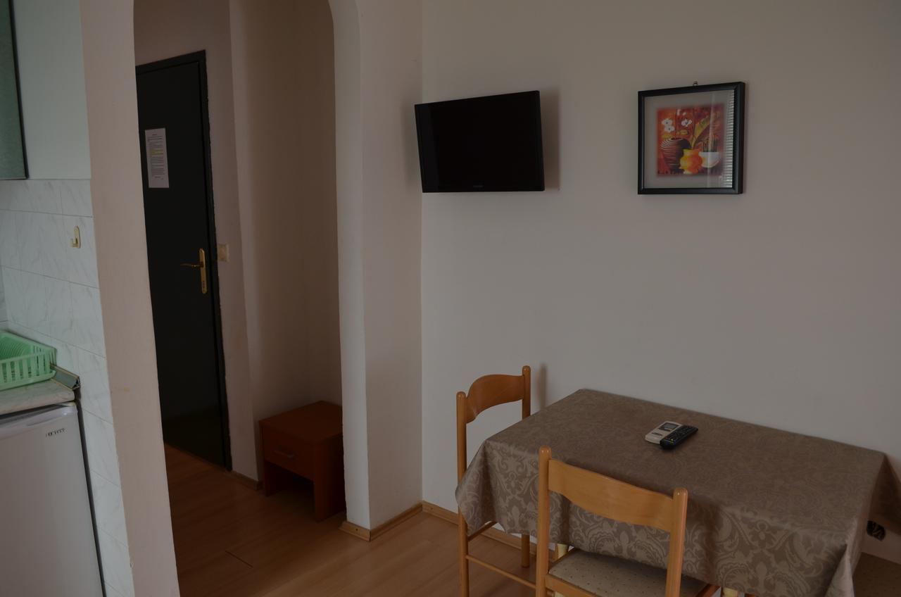 Amarillo Apartments Budva Eksteriør billede