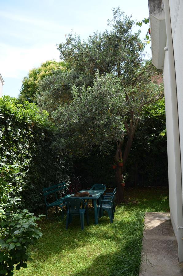 Amarillo Apartments Budva Eksteriør billede
